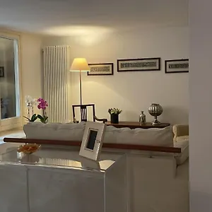 Apartment Casa Fiorita Appia Antica, Rome